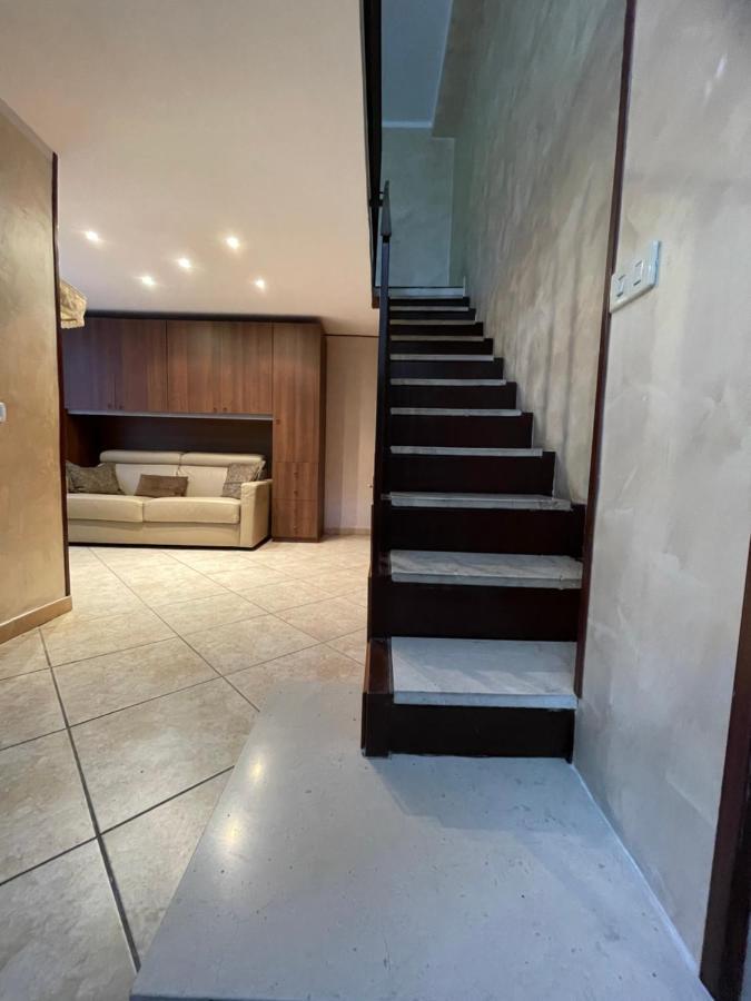 דירות נאפולי Casa Di Nonna Bertina מראה חיצוני תמונה