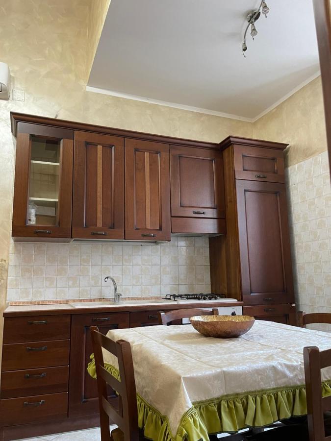 דירות נאפולי Casa Di Nonna Bertina מראה חיצוני תמונה